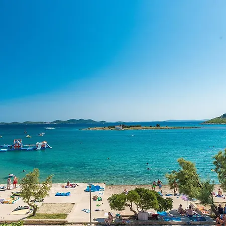 Janice Апартаменты Пакоштане