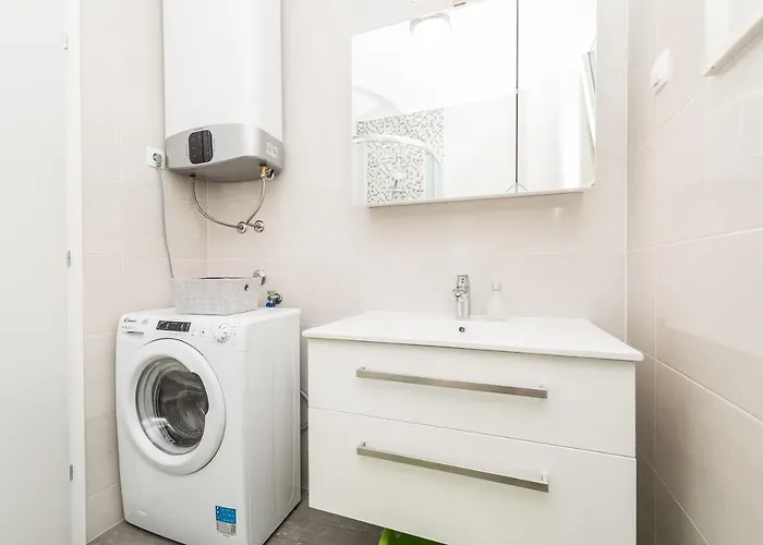 Janice Пакоштане