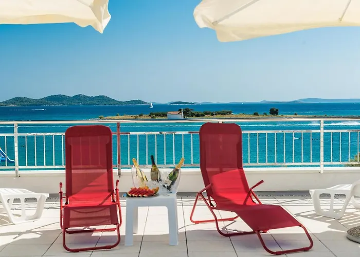 Janice Апартаменты Пакоштане