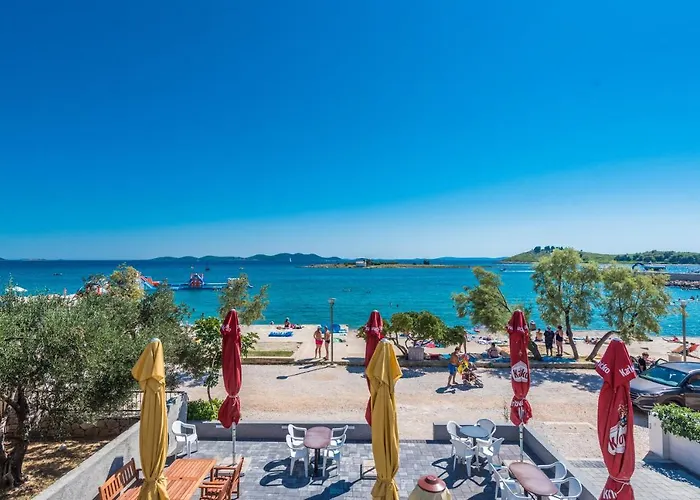 Janice Апартаменты *